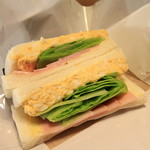 鞍馬サンド - タマゴ、おいしい