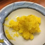 麺屋ひょっとこ - トッピングで貰った柚子　６０円