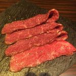 焼肉赤身にくがとう - 本日の希少部位の中から肩サンカク