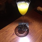 バー・バーンズ - アップルのカクテル