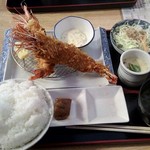 マルトモ水産 鮮魚市場 - 