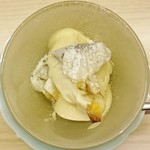 GENSUI - 小豆のパートフィロ包み ほうじ茶のジェラート添え