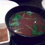 とんかつ マンジェ - 赤だし