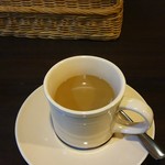 キング - 丁度良い温度の食後のコーヒー