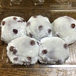 上州屋餅店 - 二人で１個ずつ食べて後は冷凍保存に