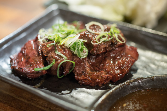 hommachi tonteki kakeru shouwa horumon yaki niku tenguya photo 2