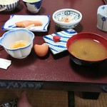 民宿 鈴せい - 今朝は鱈汁ではなくてしじみ汁でした！