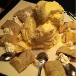 ＴＨＥ鉄板や - デザート。追加のあんこ巻つき。