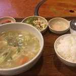 韓国家庭料理 扶餘 - 