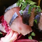 ケトハレ - サバのマリネとビーツのサラダ