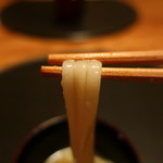 柏屋 大阪千里山 - うどんリフトアップ