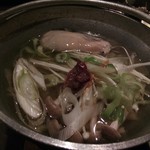 Motenashi Dainingu Hanauta - 牡蠣の味噌鍋