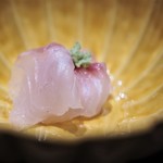 にい留 - ４日寝かせて塩〆した知多半島　師崎の鯛のお造り