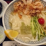 Kuraichi - 冷製 川幅うどん 690円