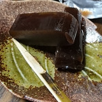 諏訪商店 - 別所温泉開運銘菓　厄除羊羹　塩ようかん