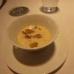 Blanc Rouge - ☆☆☆イタリア産白トリュフと白野菜の温かいスープ