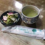 吉村屋 - 漬け物もおいしかったです