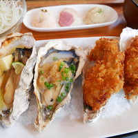 梅田 ワーフ - 焼き牡蠣、ｶｷﾌﾗｲ ｱｯﾌﾟ♡