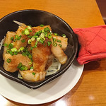 日本酒バル YODARE - 豚トロジンジャー