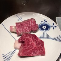 神戸牛ステーキ鉄板焼 雪月花 離れ - サーロインとサーロインのドライエイジング