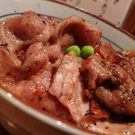 炭焼き豚丼 和とん - ミックス並盛り750円