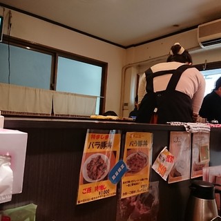 炭焼き豚丼 和とん_2