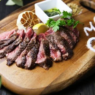 Commitment to ingredients♪ 1 pound Steak from the United States