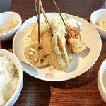 串揚 やまと - 串あげ定食（900円）