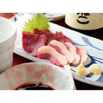 九州料理　とっとっと - 馬刺し８８０円