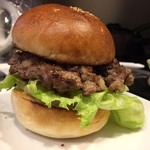 ザ マンダリン オリエンタル グルメショップ - ハンバーガーバンズを使用して作ったハンバーガー 2016/10/22