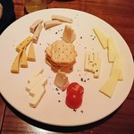 ing - チーズの盛り合わせ