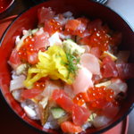 お米屋さんの寿司屋　桜 - はなやぎ丼アップ