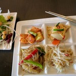 パプサン - 韓国前菜ブッフェ&サラダ　ついでっぽいけど豆おいしー！