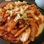 パプサン - お山の中に鶏肉います