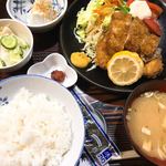 よねだ家 - 上とんかつ定食