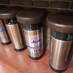 仲村商店　立呑み処 - 業務用ビールの樽で出来た椅子もあります(^_^)