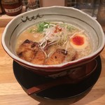 Menshou Takamatsu - 炙り肉盛り味噌らぁ麺