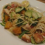 イルグラート - 甘鯛と野菜たっぷりパスタ、スダチ添え