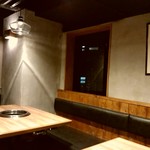 YAKINIKU A FIVE 徳 - プライベート感のある半個室