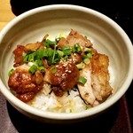 江戸そば 炭火焼 元 - 若鶏の炭火焼丼
