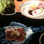 日本料理 海幸 - 初鰹葱ポン酢、鯛、鰤、舞阪の活蛸、鳴門生若芽、桜花三食、浜松の無農薬ピンクリーフ、ちしゃ味噌