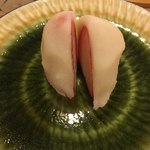 旬美にしかわ - イチゴを白餡で包んでます。