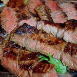 ライオン堂 - 赤身の残るレア。