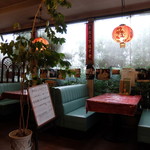 好好 - テーブルと座敷席