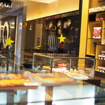 ピエール・エルメ・パリ - 店内