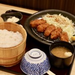 Shiroku Jichuu - 牡蠣フライ定食