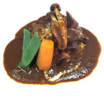 三栗 - 秋の特別メニューにあるタンシチュー