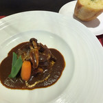 三栗 - 何時もは美味しいご飯だけど、今日はシチューだからパン