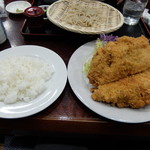 犬伏 とみや - チキンカツ＋定食セット