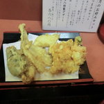 つな八 - イカ・ピーマン・キス・アナゴ・小エビかき揚げ